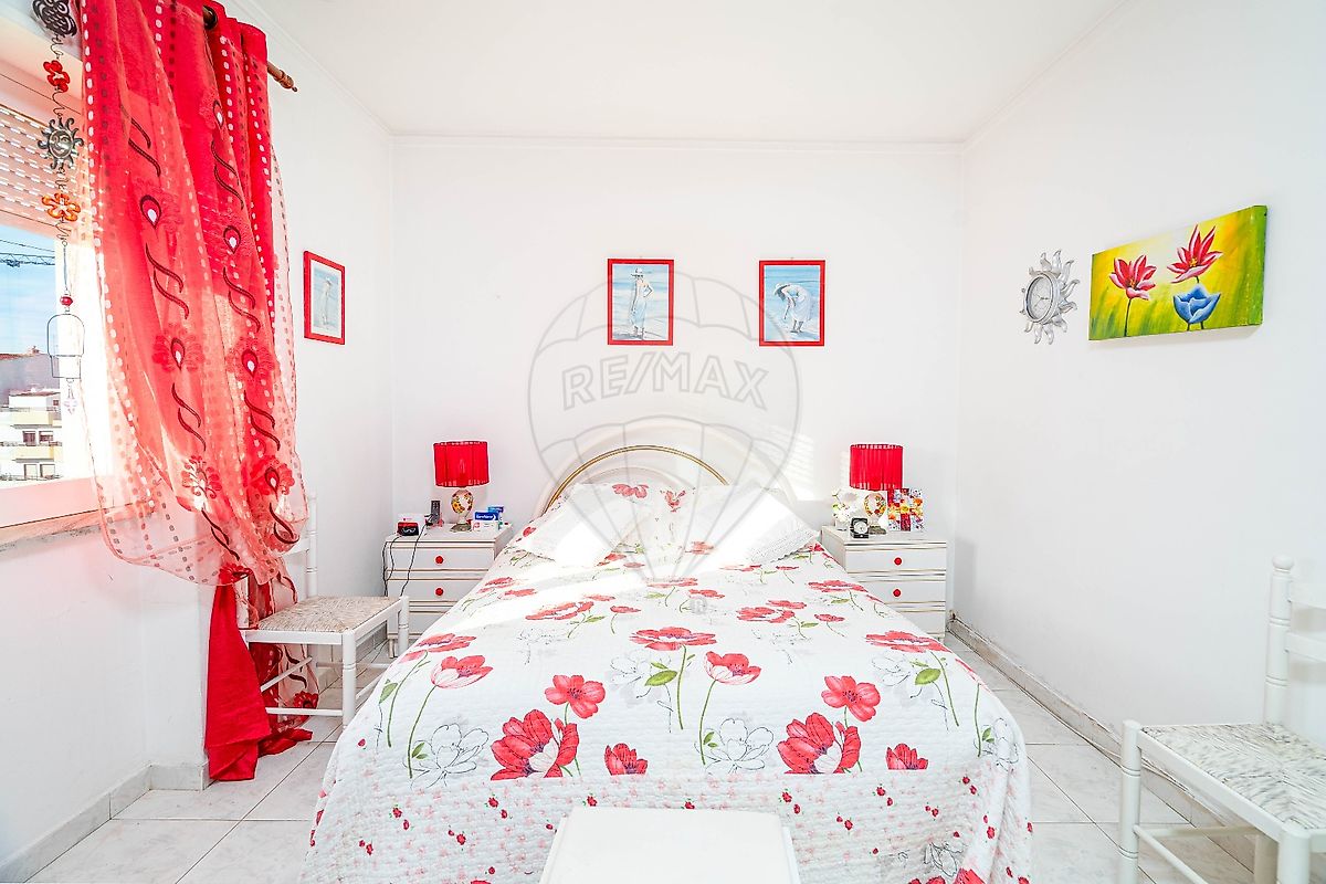 listing 124471005-165 picture-0