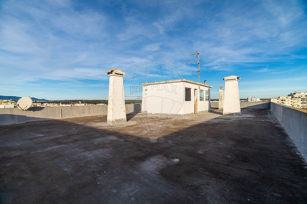 listing 124471005-165 picture-0