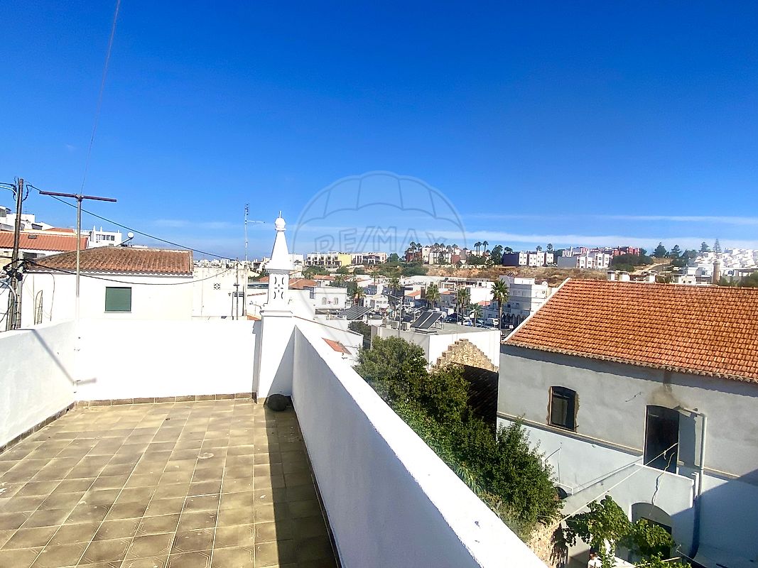listing 124471013-395 picture-0