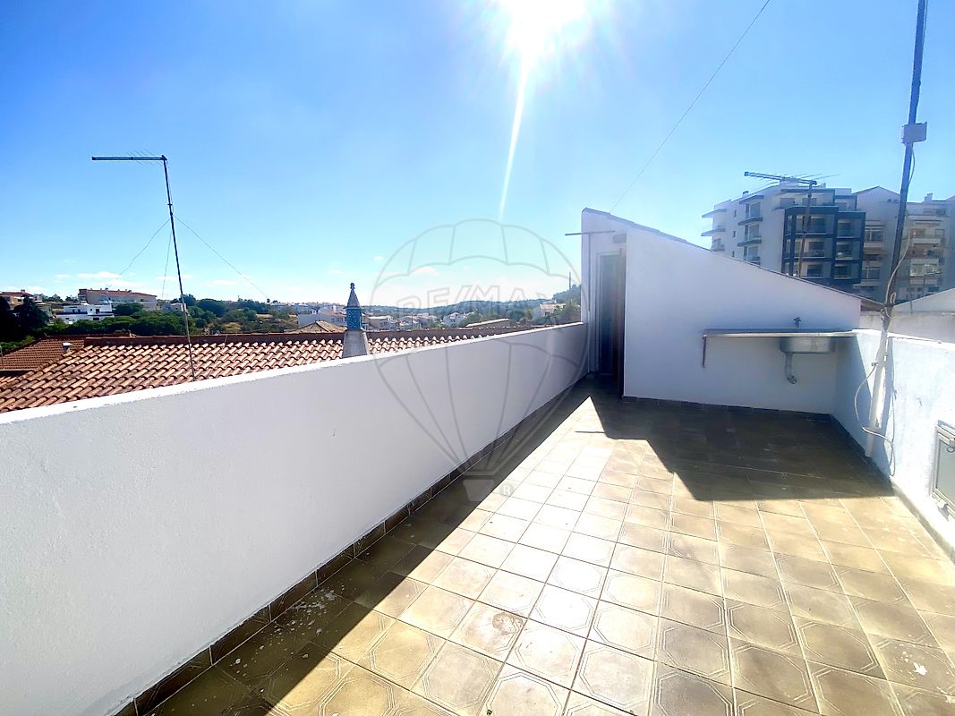 listing 124471013-395 picture-0