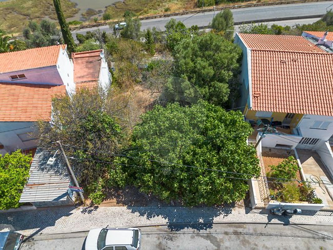 Land for sale in Portimão, Portugal — €132,000