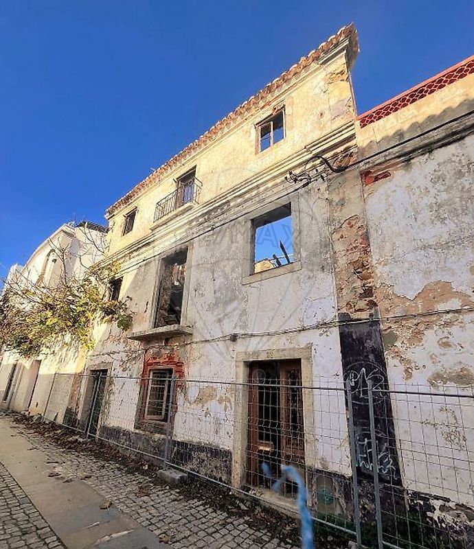 Prédio à venda em Sines