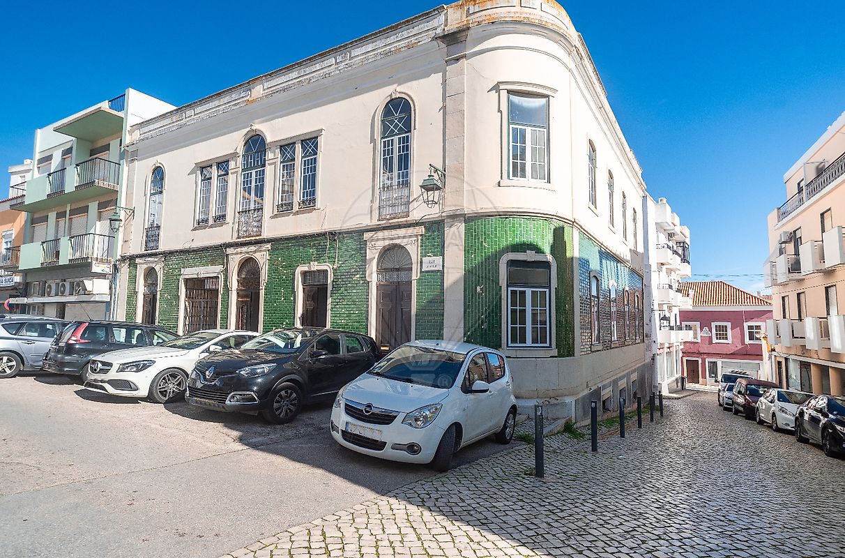 Prédio T12 à venda em Portimão