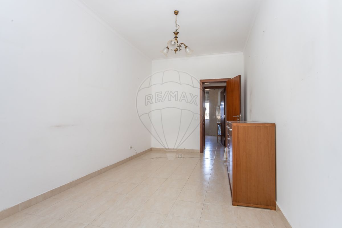 listing 124481088-3 picture-0