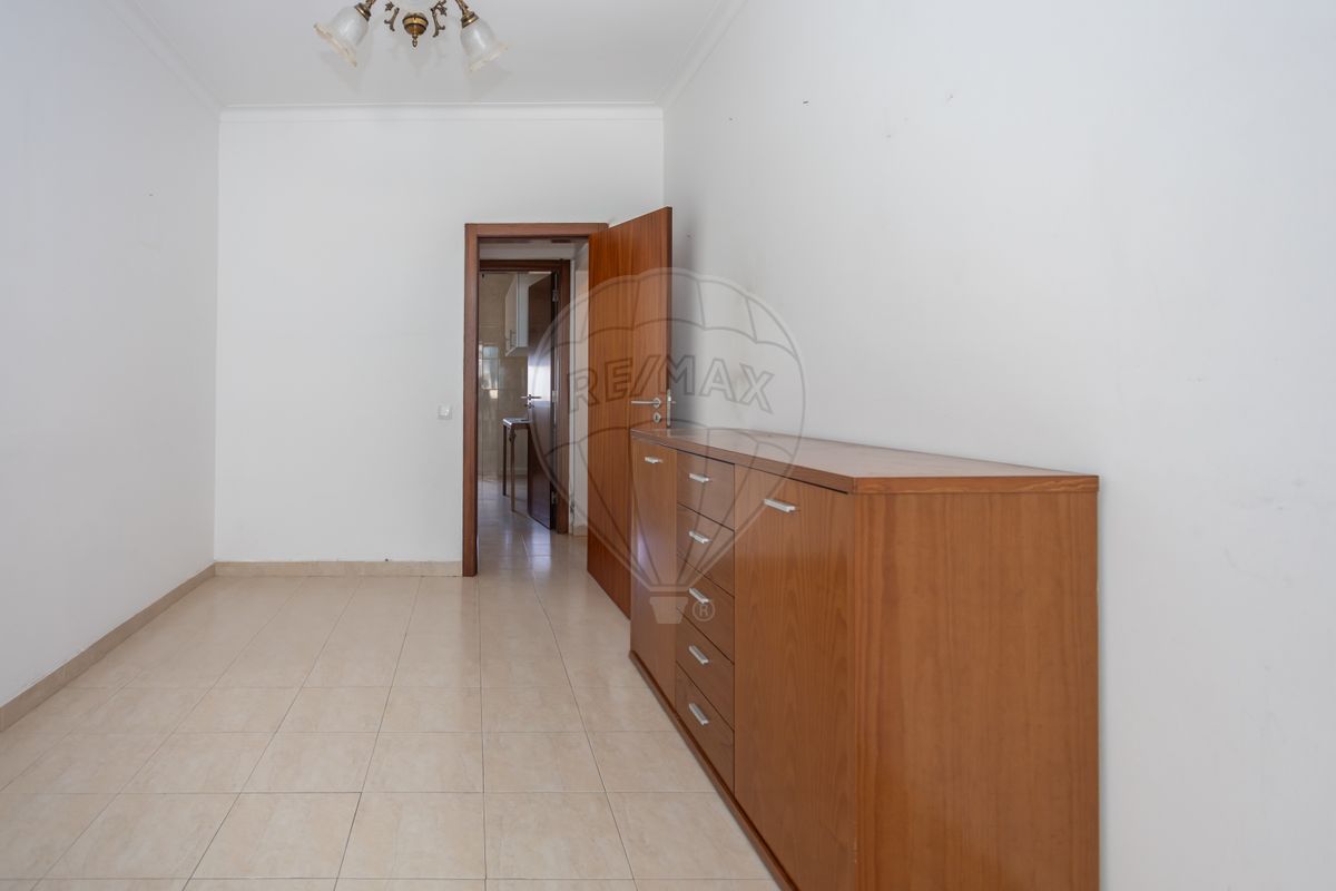 listing 124481088-3 picture-0