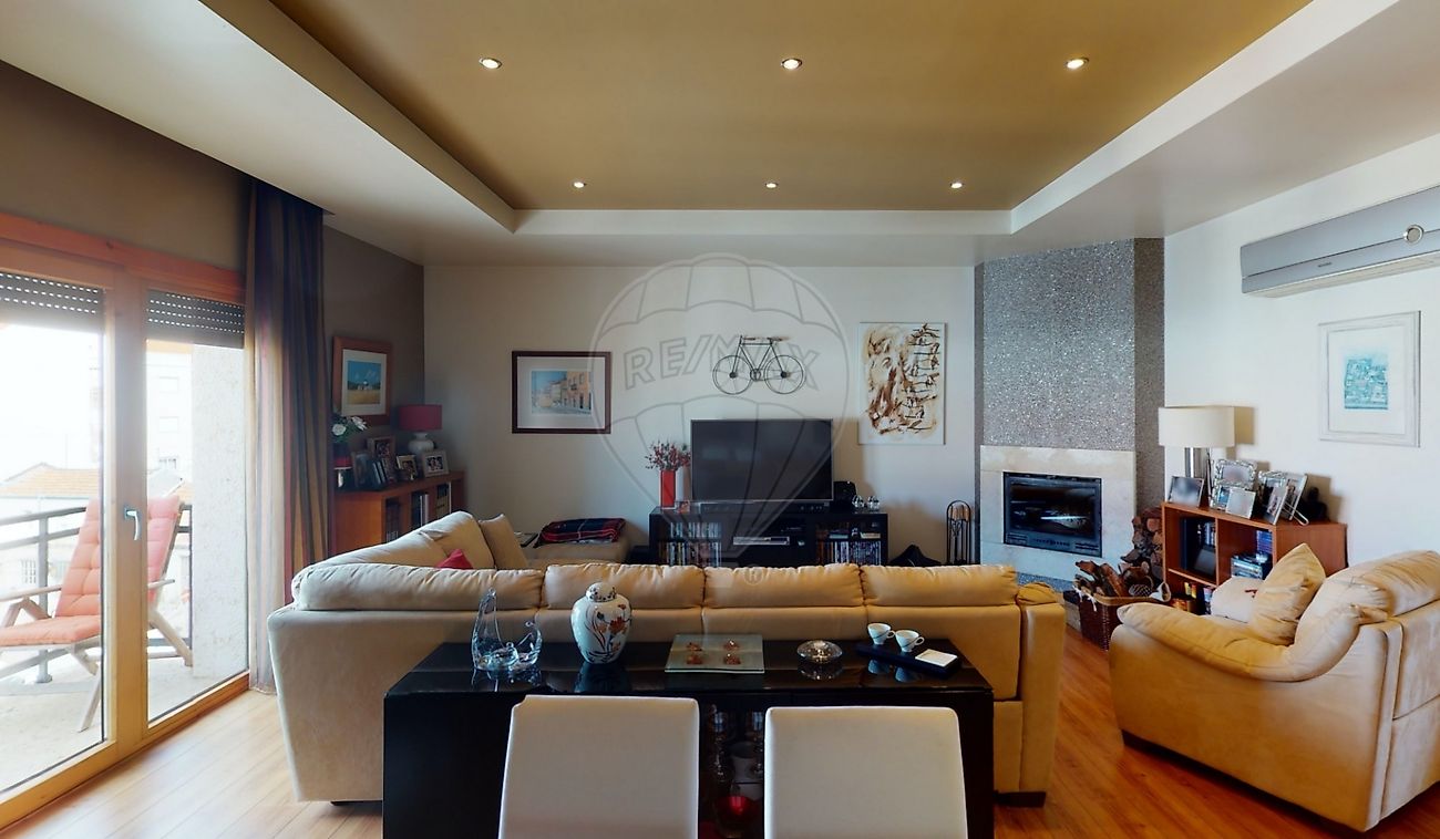 Apartamento T4 para venda