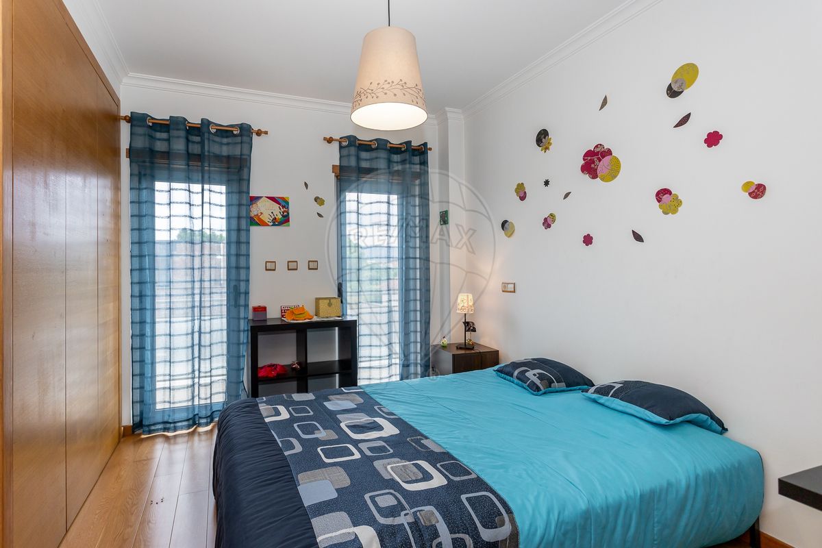 listing 124491130-3 picture-0