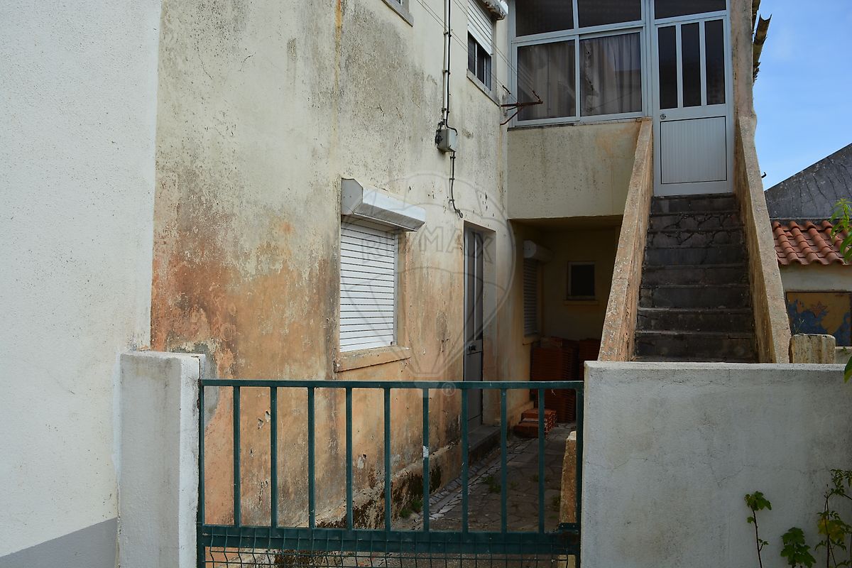 Apartamento T6 à venda em Sintra