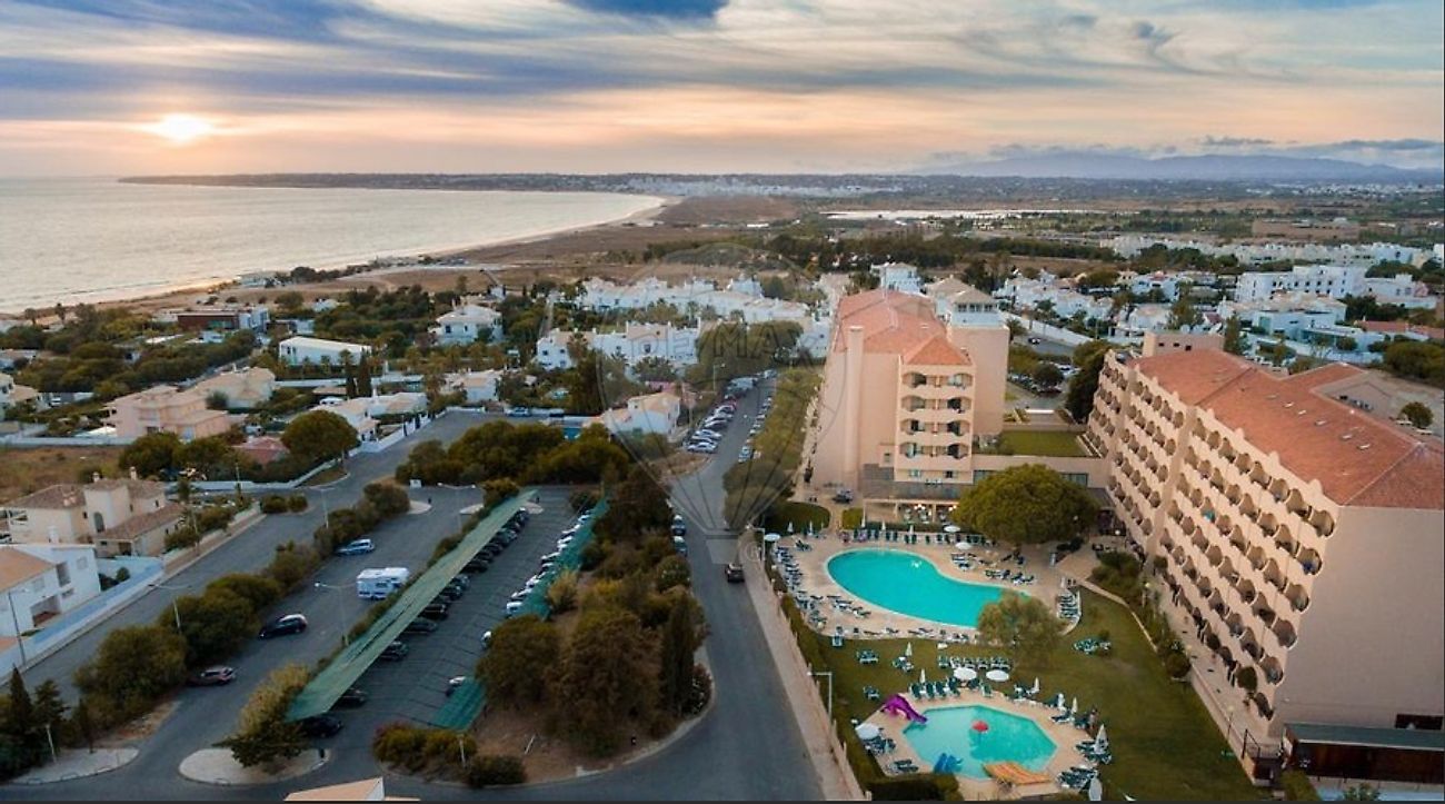 Apartamento T0 à venda em Galé