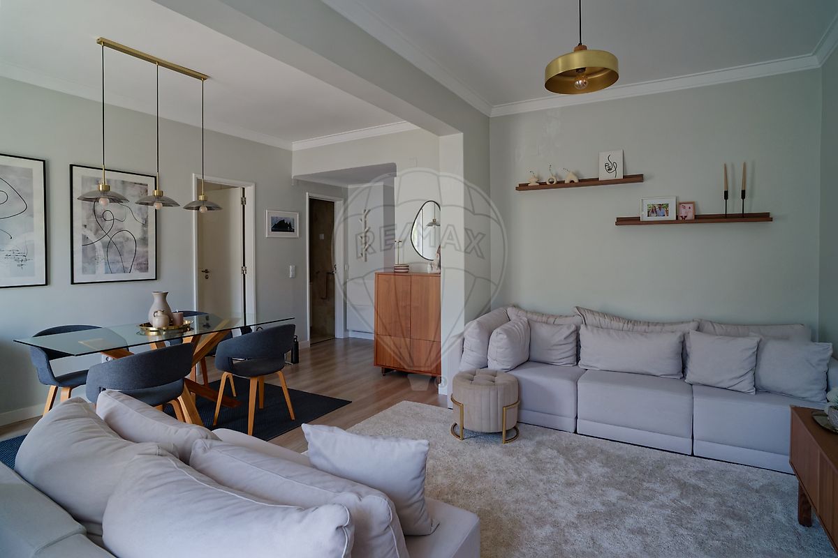 Apartamento T2 à venda em Almada