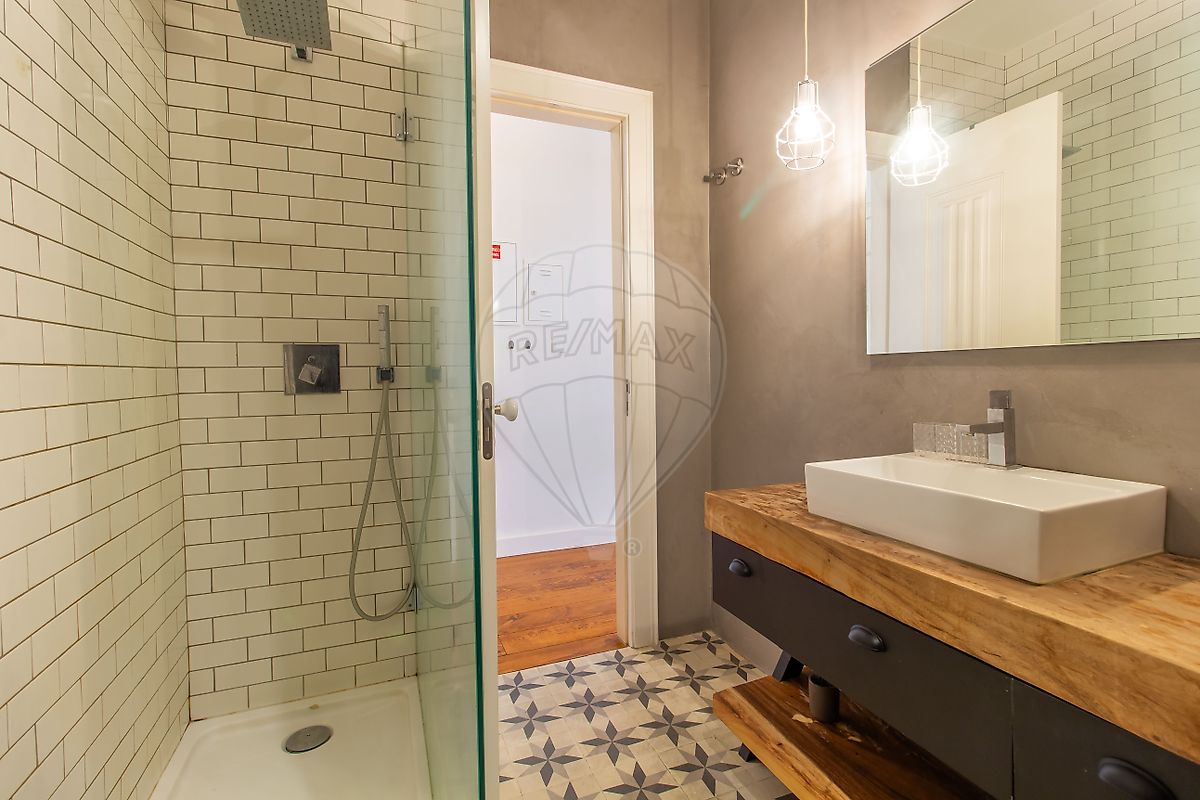 listing 124521035-227 picture-0