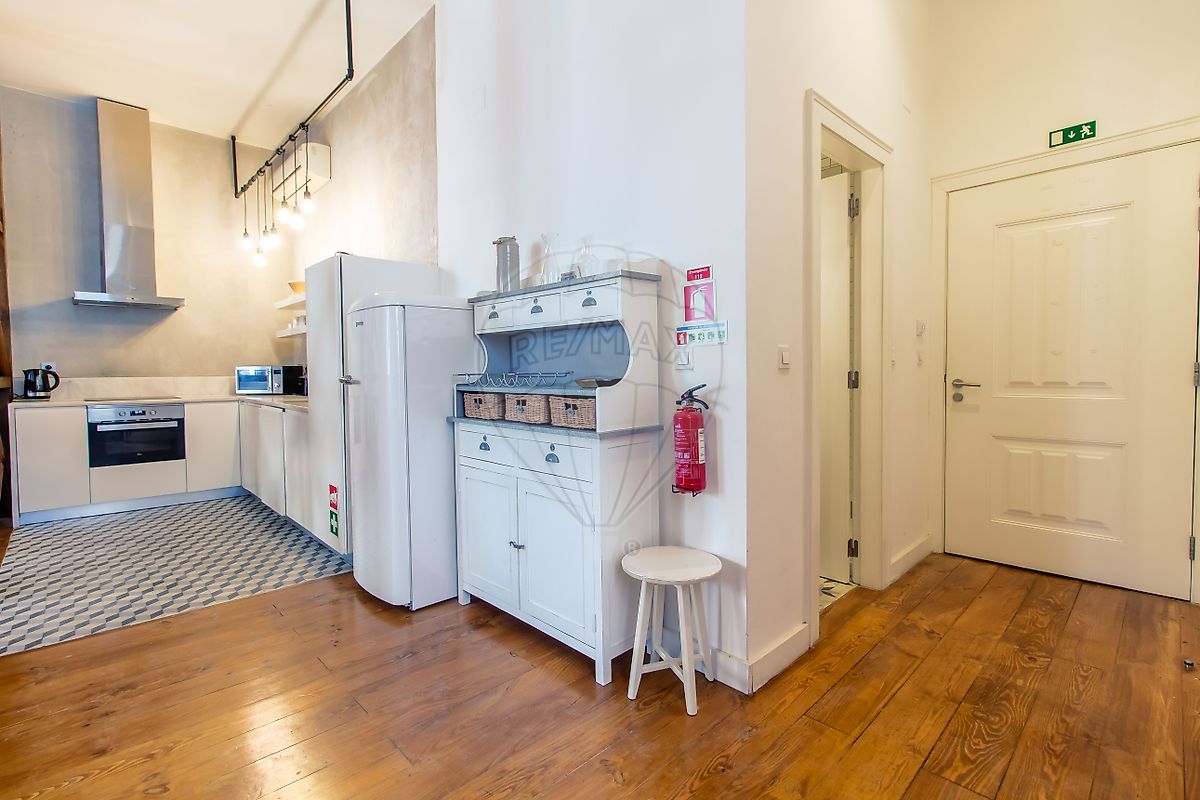 listing 124521035-227 picture-0