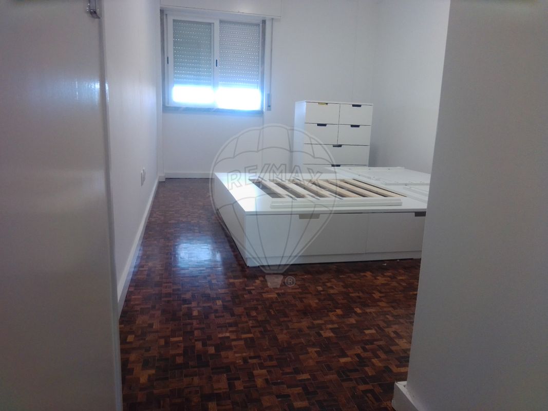 listing 124521035-235 picture-0