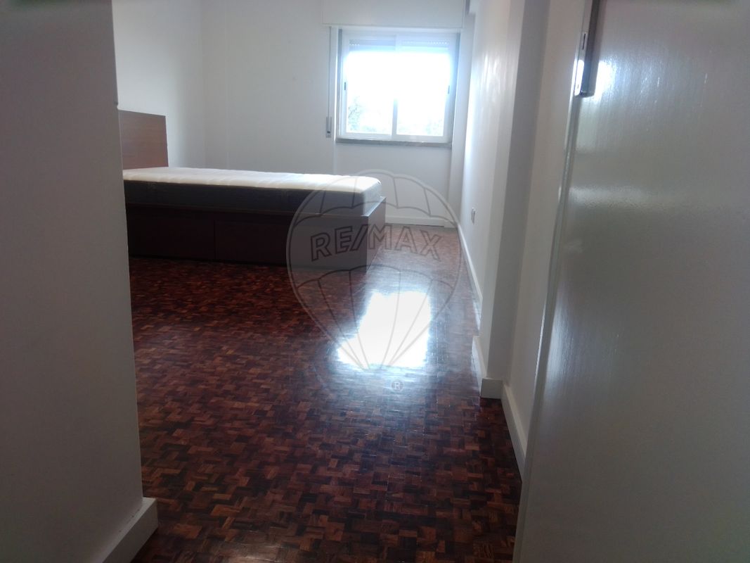 listing 124521035-235 picture-0