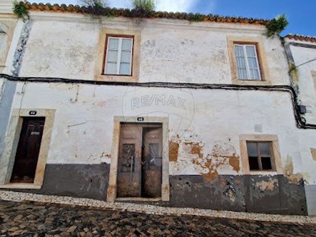 Moradia - Estremoz (Santa Maria e Santo André), Estremoz, Évora