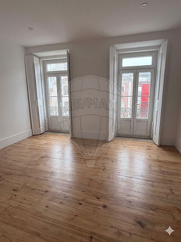Apartamento T4 à venda em Lisboa