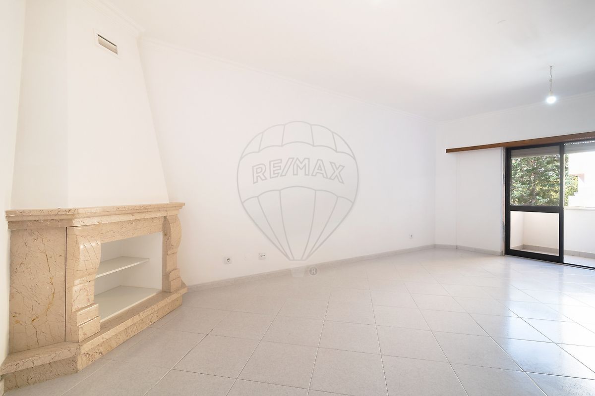 Apartamento T3 - Sacavém e Prior Velho, Loures, Lisboa
