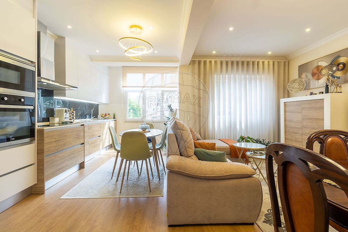 Apartamento T2 à venda em Sintra
