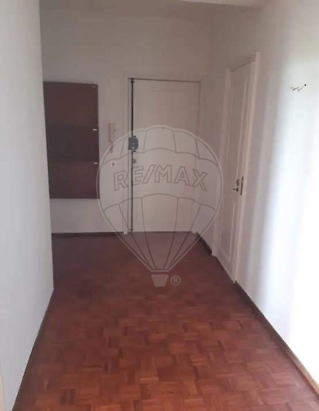 Apartamento T4 à venda em Oeiras e São Julião da Barra, Paço de Arcos e Caxias, Oeiras — foto 2