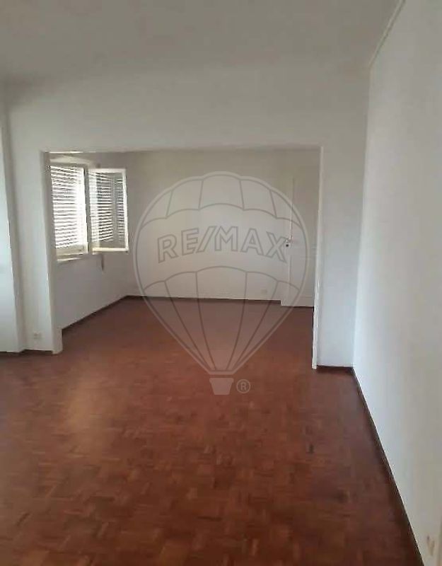 Apartamento T4 em Oeiras e São Julião da Barra, Paço de Arcos e Caxias, €480.000