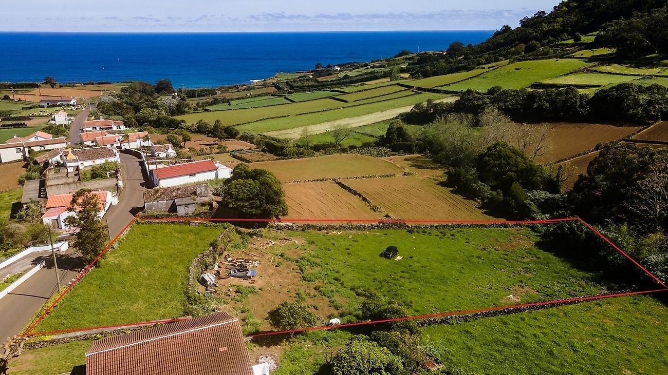Terreno em Angra do Heroísmo