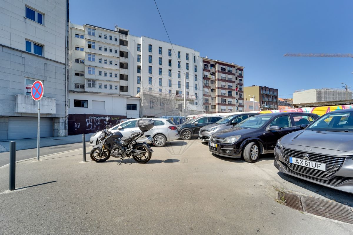 listing 124541100-49 picture-0