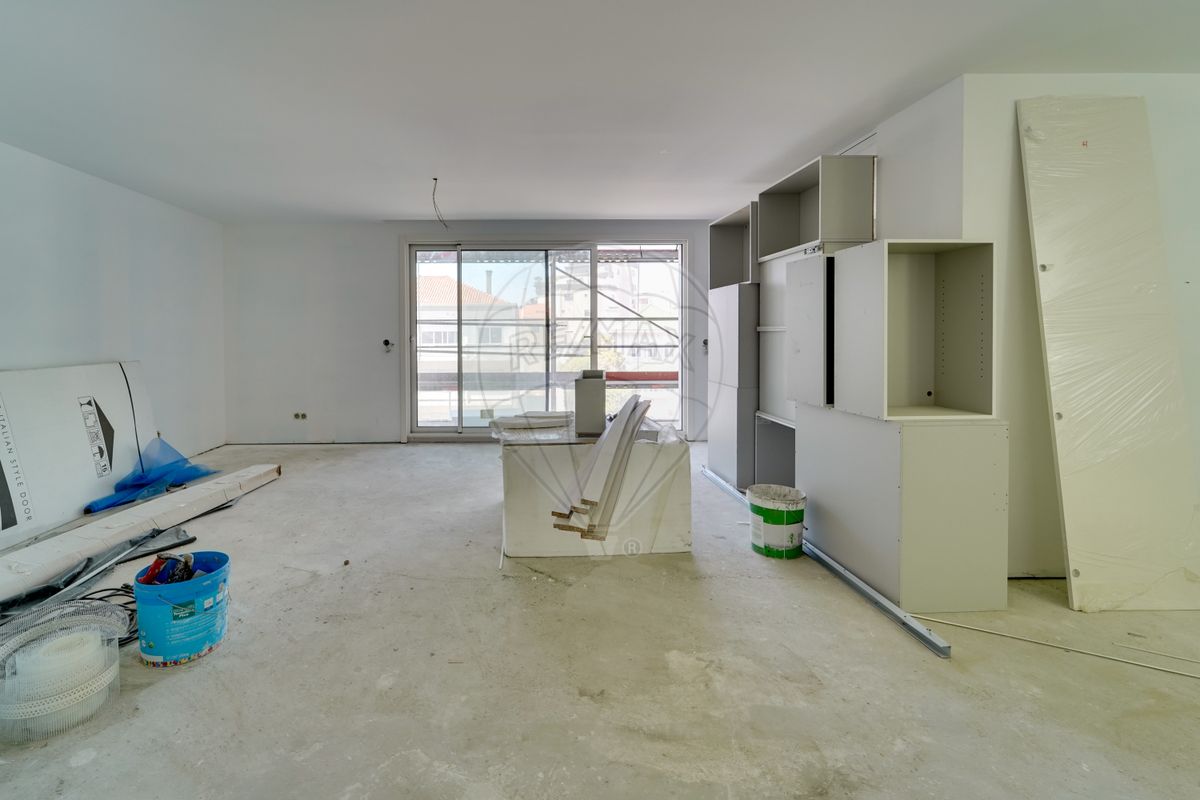 listing 124541100-49 picture-0