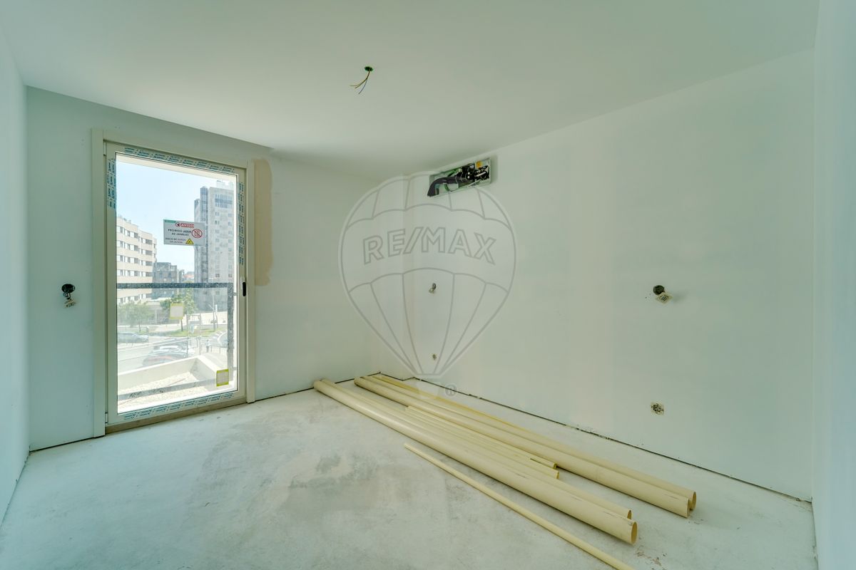 listing 124541100-49 picture-0