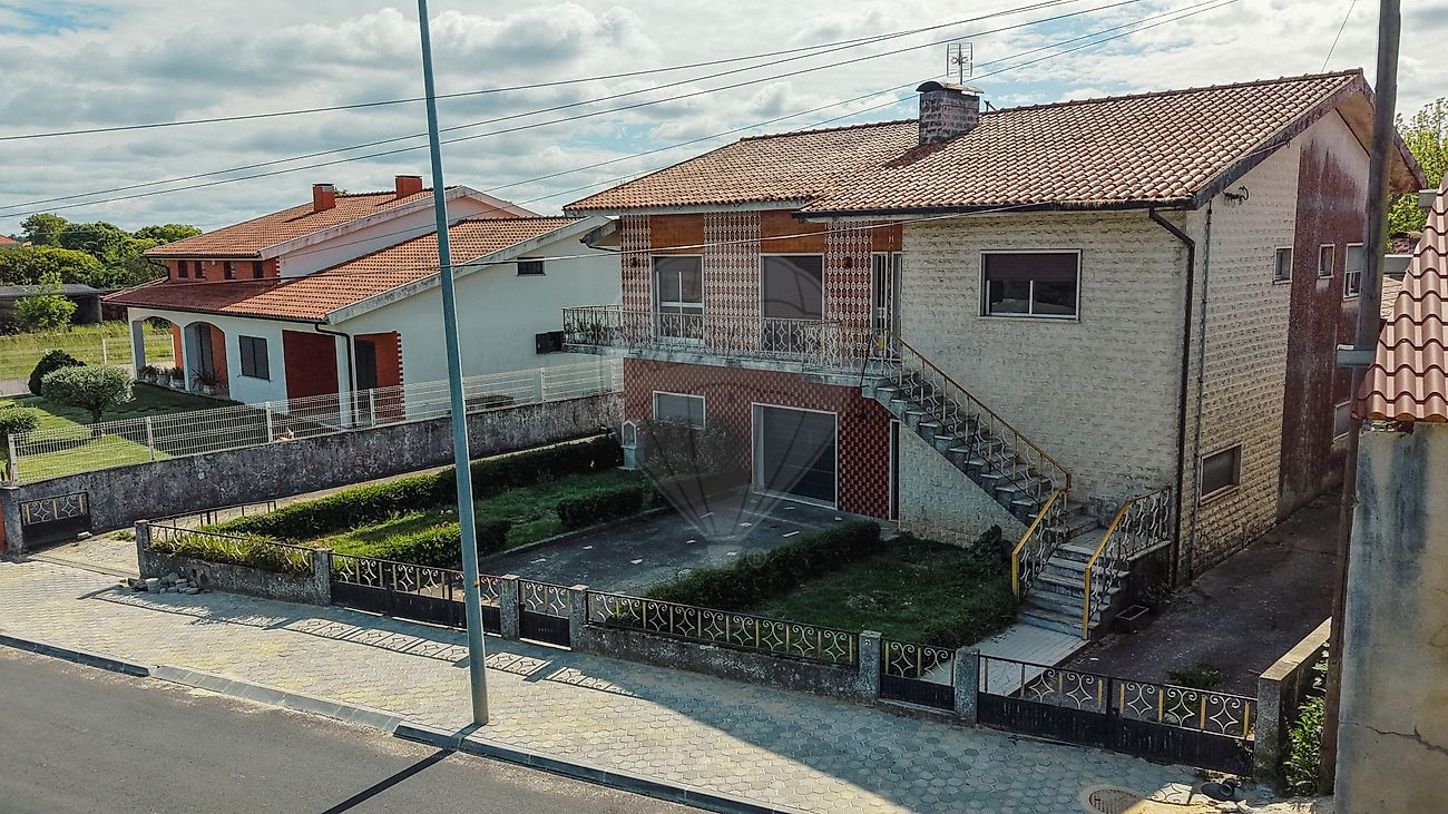 Moradia T5 à venda em Bustos, Troviscal e Mamarrosa, Oliveira do Bairro — foto 2