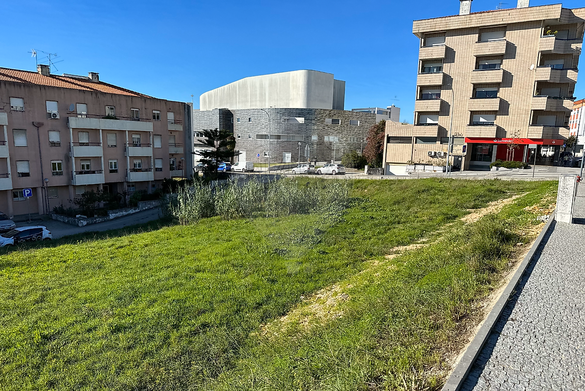 Land for sale in Oliveira do Bairro, Portugal — €750,000