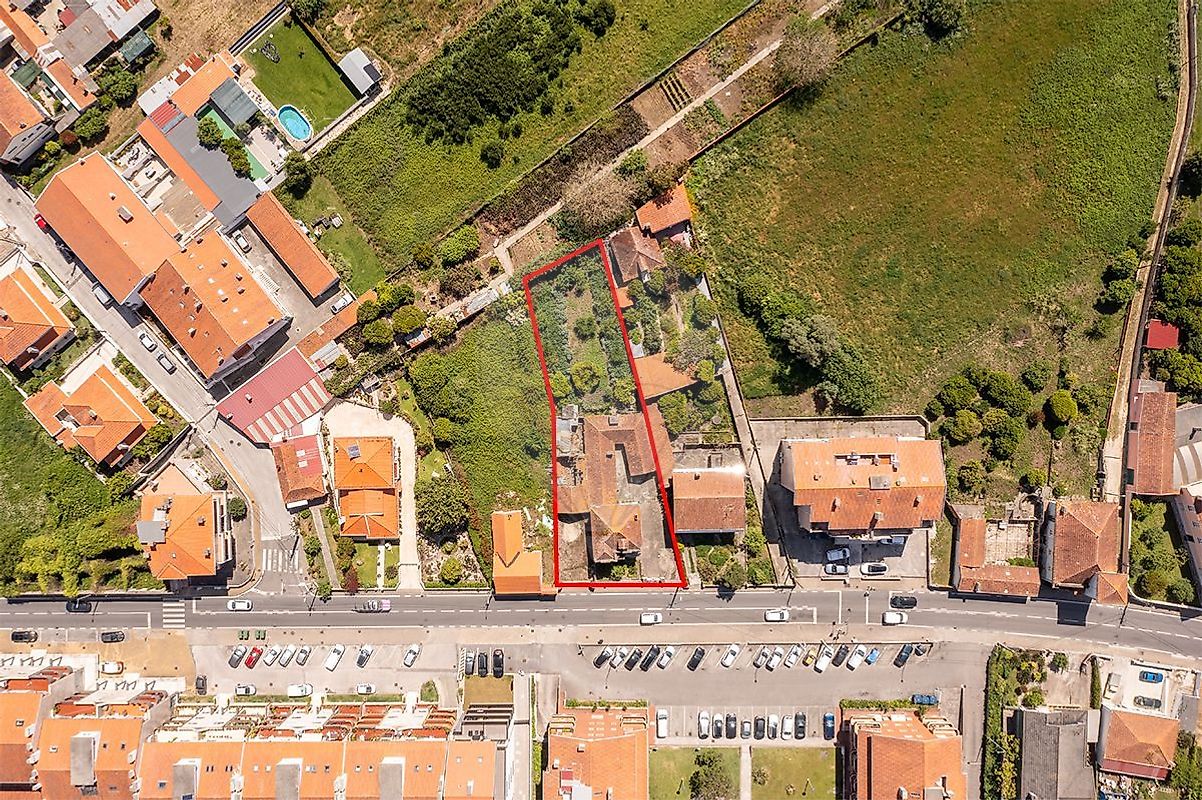 Land for sale in Ílhavo, Portugal — €450,000