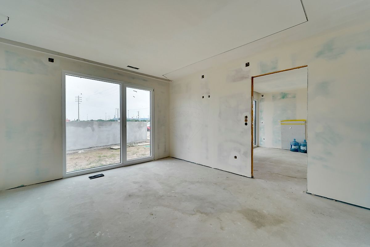 listing 124541160-64 picture-0