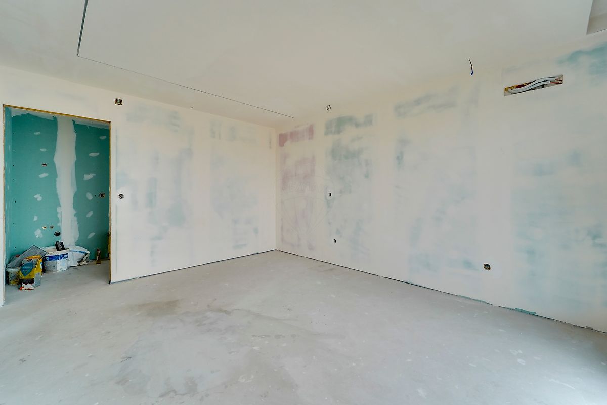 listing 124541160-64 picture-0