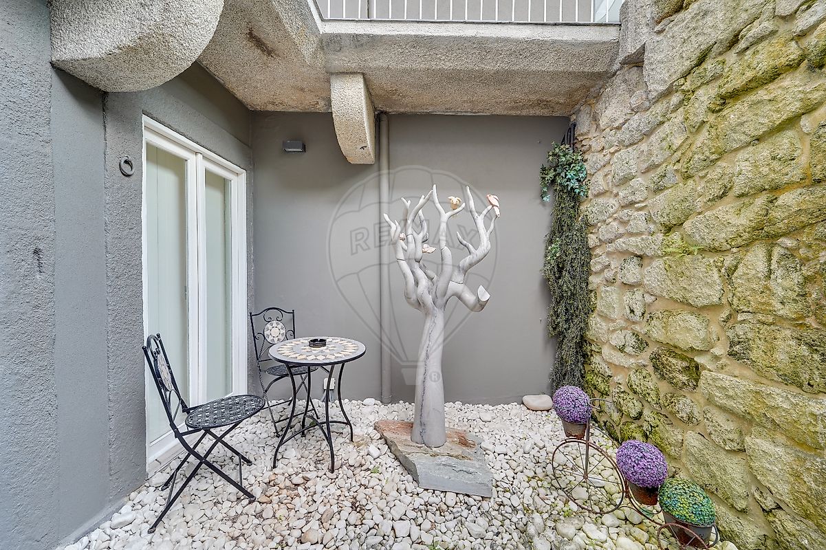 listing 124541030-290 picture-0