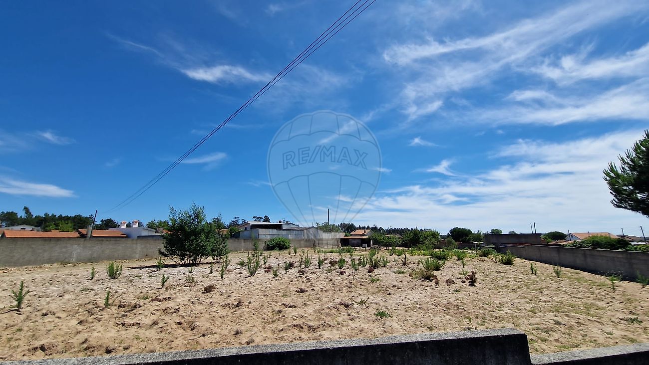 Terreno à venda em Estarreja