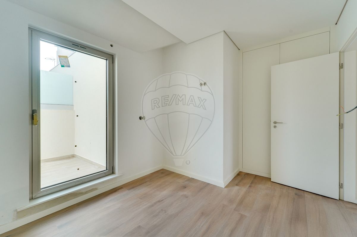 listing 124541030-310 picture-0
