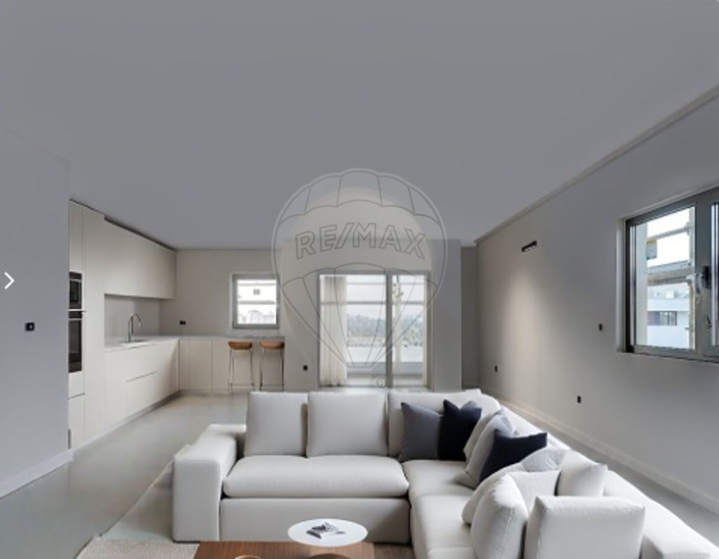 listing 124541030-310 picture-0