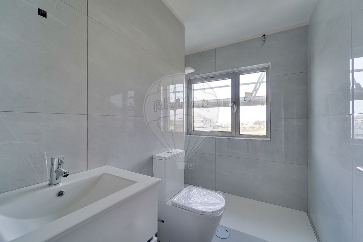 listing 124541030-310 picture-0