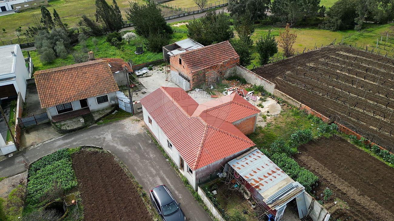 Moradia - Vilarinho do Bairro, Anadia, Aveiro