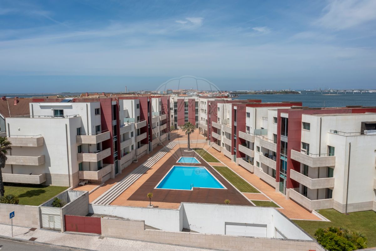 Apartamento T4 para venda