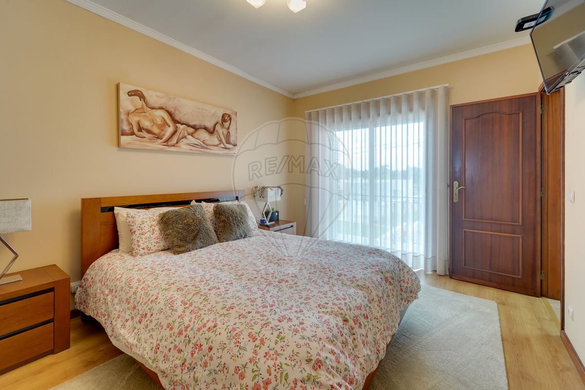 listing 124541149-67 picture-0