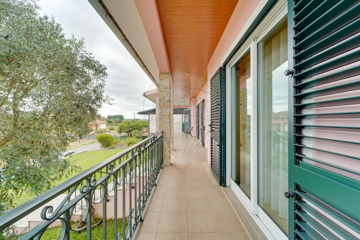 listing 124541149-67 picture-0