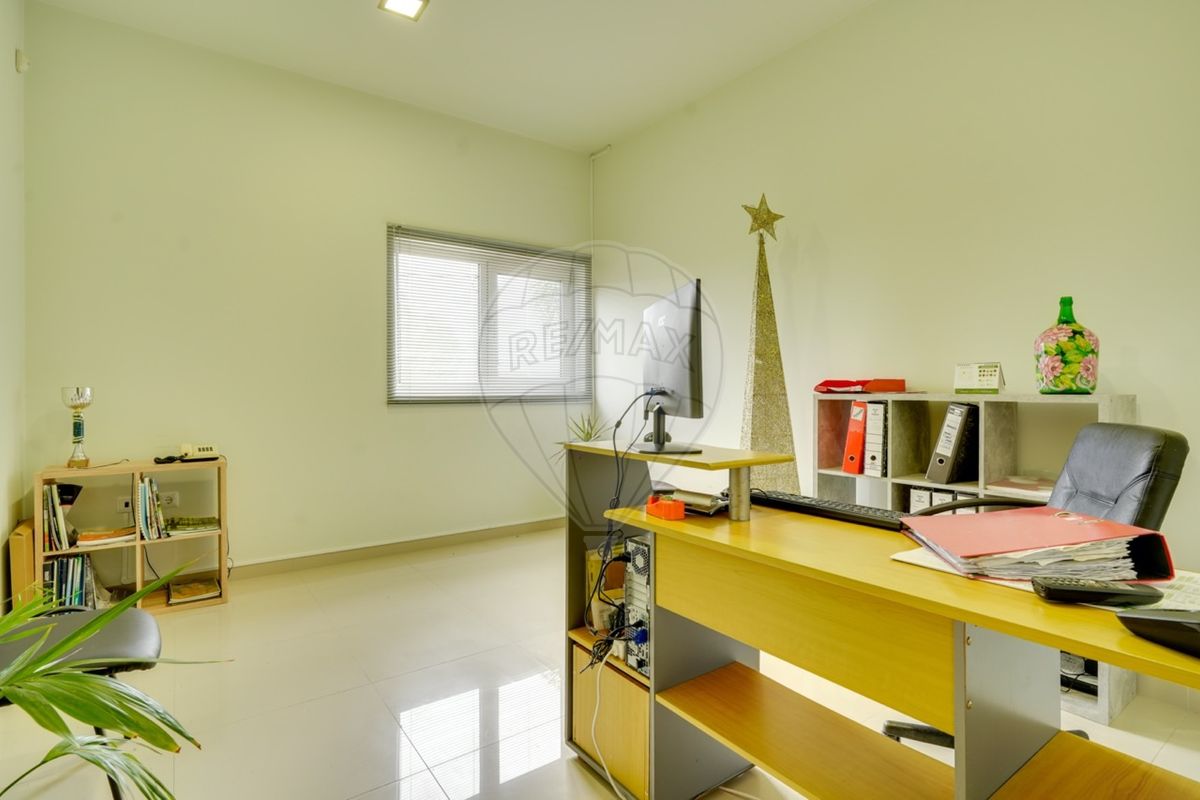 listing 124541110-86 picture-0