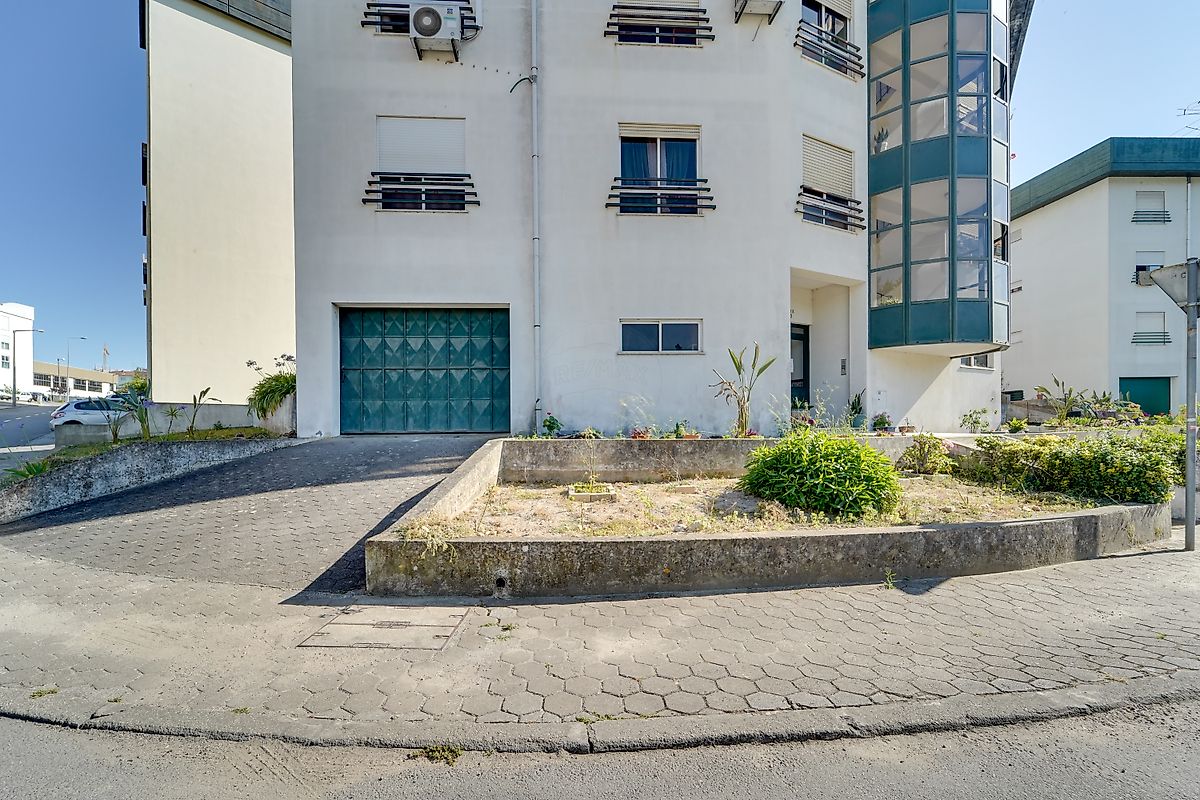 listing 124541160-84 picture-0