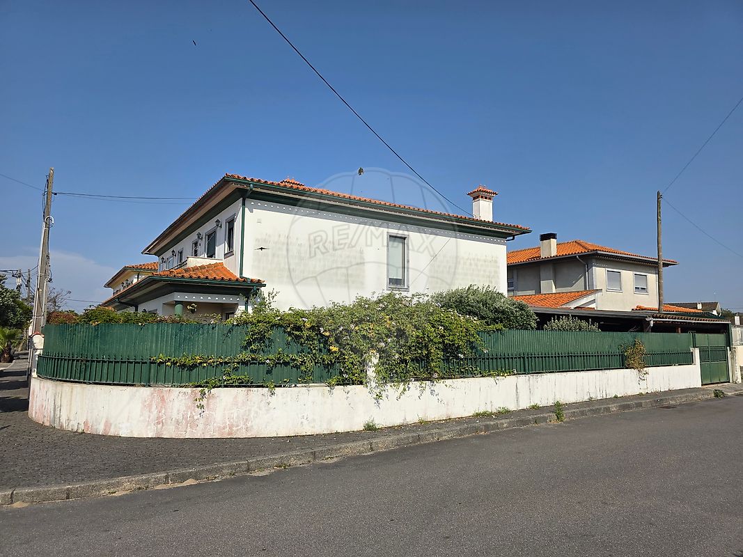 listing 124541111-482 picture-0