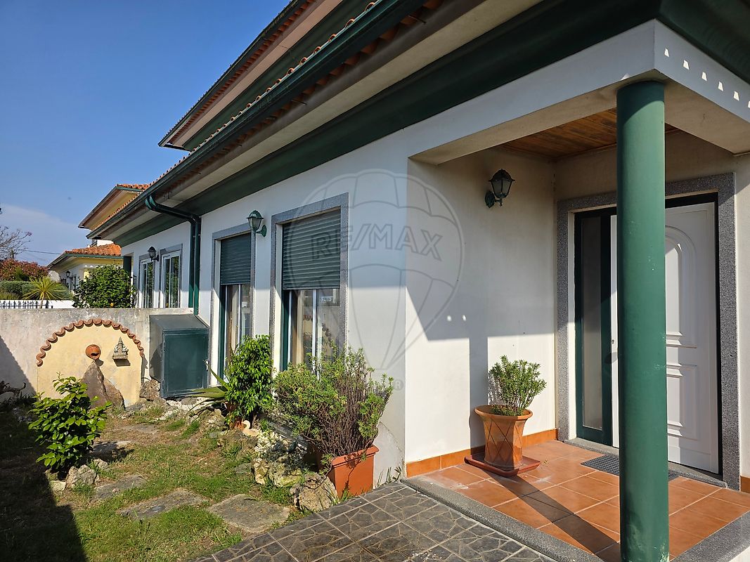 listing 124541111-482 picture-0