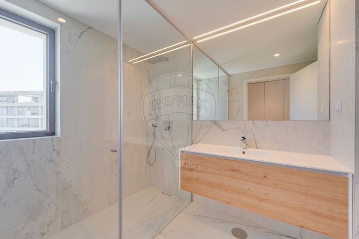 listing 124541030-325 picture-0