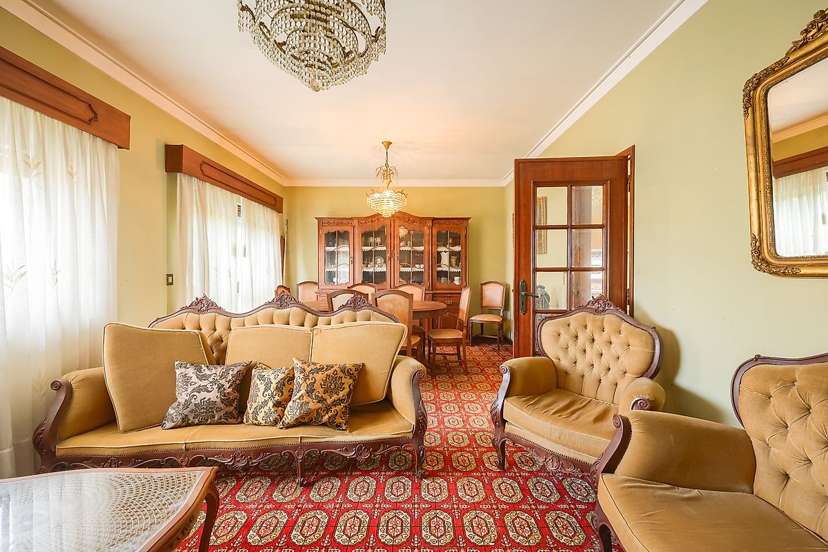 Moradia T5 para venda