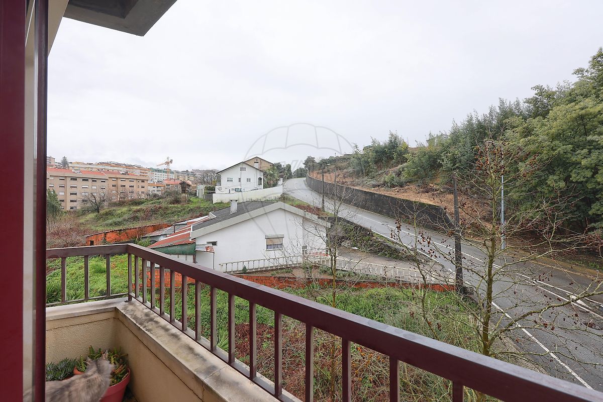 Apartamento T3 à venda em Oliveira de Azeméis, Santiago de Riba-Ul, Ul, Macinhata da Seixa e Madail, Oliveira de Azeméis — foto 8