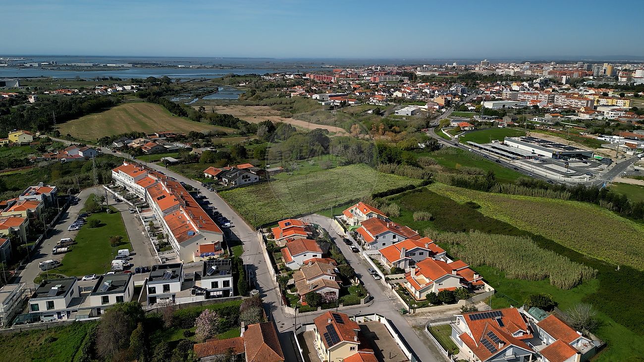 Moradia T4 à venda em São Salvador, Mirandela — foto 2